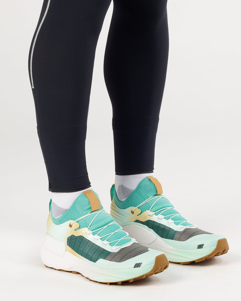 S/LAB GENESIS LIMITED COURTNEY EDITION 2